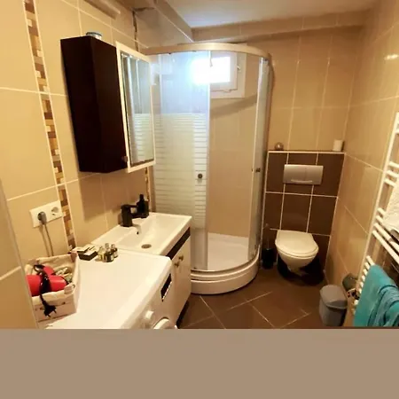 Duplex House In Marina Near Center 库萨达斯